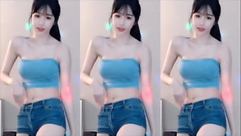 Vũ điệu Gợi Cảm Của Quý Cô Trung Hoa Khiến Cánh Mày Râu Phát Cuồng