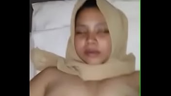 Gadis Berjilbab Digoyang Ganas – Episode 1