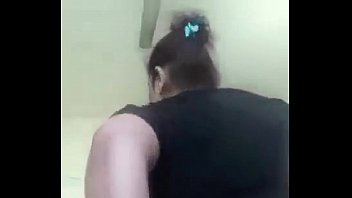Gadis Desi Merangsang Diri Sendiri Dengan Penuh Nafsu