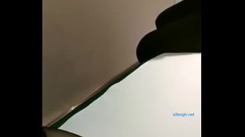 Video Langsung: Cewek Asia Menggoda Tukang Pijat Dengan Rayuan Mesra
