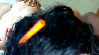 Istri Yang Kesepian Menginginkan Gairah Di Ranjang.