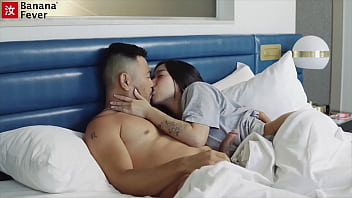 Elle Lee, Si Hot Korea Dengan Tubuh Sempurna Kembali Untuk Menggoda Kejantanan Tiongkok