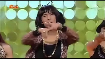 Koreana Menggoyang Tubuh Panas Di Panggung Komedi Korea. Bikin Ketagihan Sampai Lepas Kontrol #xvideostbmécultura By: D