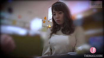 Sakura Dan Mari, Gadis 22 Tahun Yang Panas Dari Toko Pakaian Di Chiba, Siap Membuka Pintu Petualangan Intim Mereka.