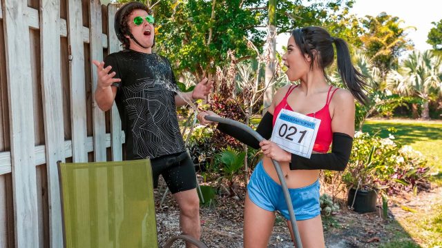 Maya Bijou Dijejali Latihan Intens Oleh Pelatih Robby Echo Untuk Hadapi Tantangan Marathon