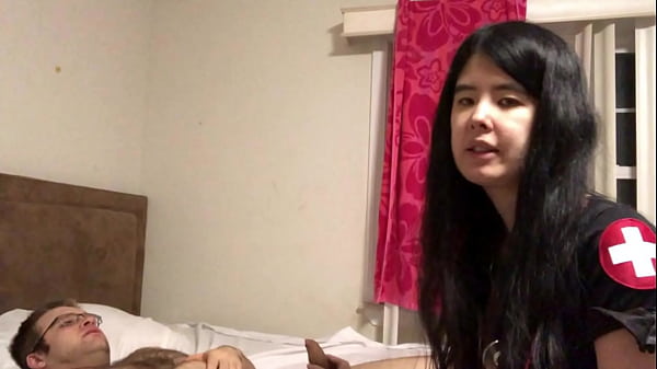Dokter Seksi Asia Alexandria Wu Menggoda Di Ruang Gawat Darurat