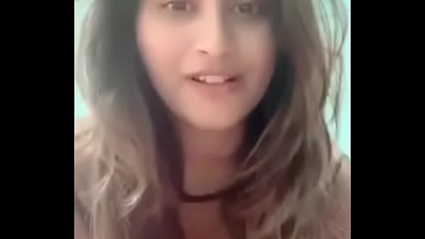 Desi Indian Yang Menggoda Dan Siap Dibayar