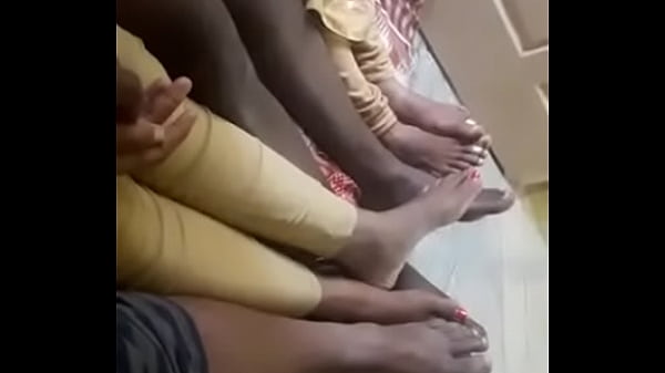 Pasangan Swinger Desi Janvi Bercinta Dengan Liar Di Video Panas