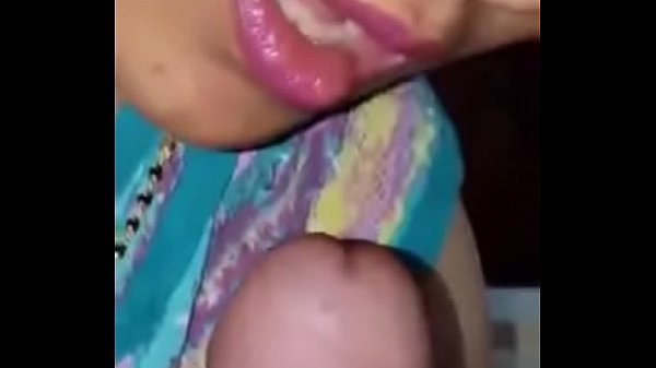 Malam Panas Suami Meniup Kontol Dengan Audio Hindi, Desi Blowjob Menggoda