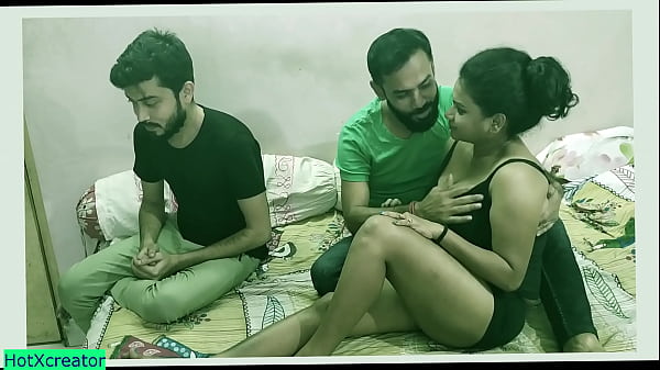 Gadis Seksi Pacar India Dibagi Ke Perjaka, Mereka Bertiga Mesra Dengan Audio Hindi Yang Jelas
