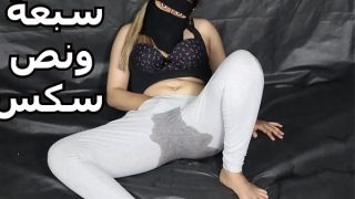 Aku Lagi Kesepian Di Rumah, Jadi Iseng Mainin Memekku Yang Udah Basah Banget. Celanaku Sampe Kebasahan Gara-gara Cairan Dari Memekku Yang Deras Banget, Ahh Sange!
