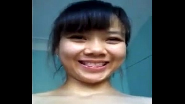 Gadis Tionghoa Memainkan Dirinya Sendiri Dengan Detail Intim