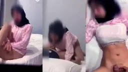Bercinta Liar Dengan Karyawan Berhijab Di Kamar Hotel
