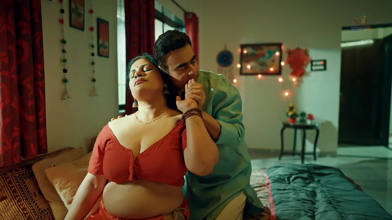 Shaukeen 2025: Adegan Panas Dan Nafsu Tak Terkendali Di Serial Web Hindi Atrangii
