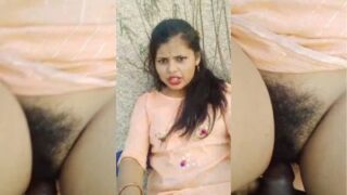 Video Ngentot Di Luar Ruangan Cowok Ngocok Memek Pacarnya