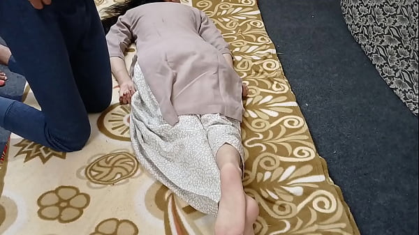 Malam Panas Bersama Bibi Punjabi, Suara Desahannya Menggoda