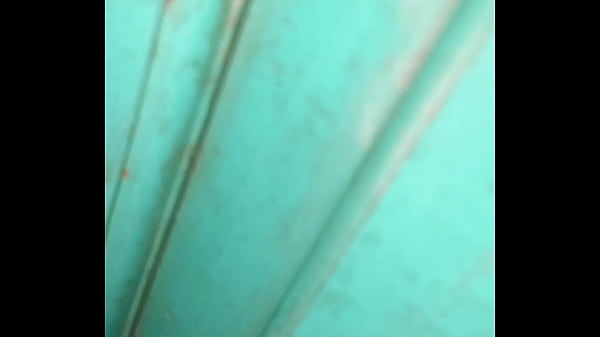 Mengintip Istri Tetangga Kost Yang Sengaja Tak Kunci Pintu Saat Suaminya Pergi, Malah Diajak Bercinta