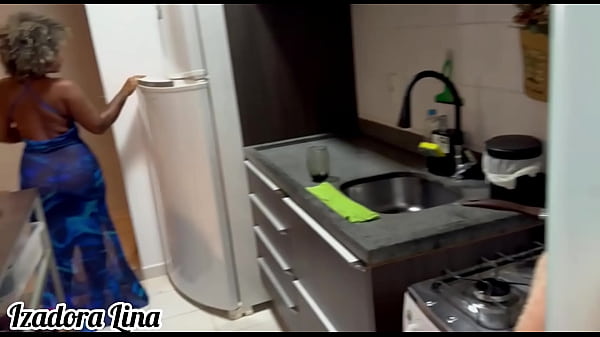 Sobrinho Safado Me Comeu Na Cozinha Com A Casa Vazia E Gozou Tudo Dentro Da Minha Boceta