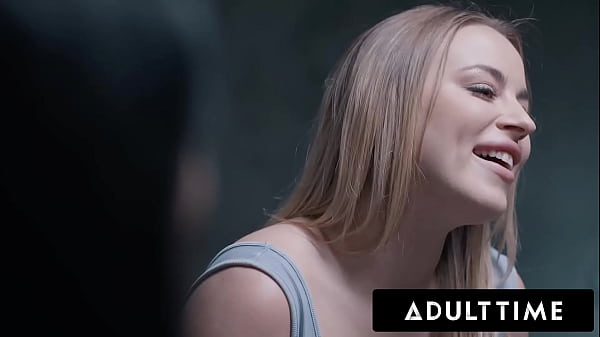 Anna Claire Clouds, Si Pawg Candu Seks, Menggoda Polisi Dengan Rayuan Kasar Saat Diinterogasi Hingga Terjadi Aksi Birahi Ganas!