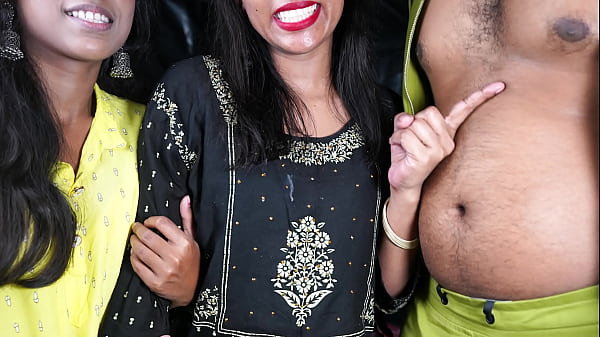 Sensasi Panas Dengan Kakak Tiri India Dalam Keluarga Tergoda