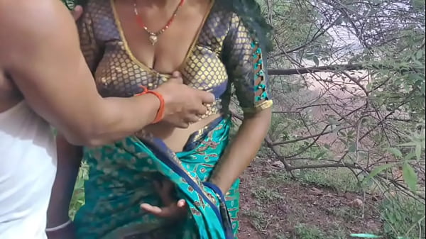 Desi Bhabhi Santal Yang Panas Menggila, Ngentot Di Luar Ruangan
