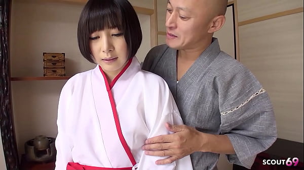 Guru Jepang Tak Tahan, Hajar Dubur Murid Perawan Sampai Tumpah Di Dalam