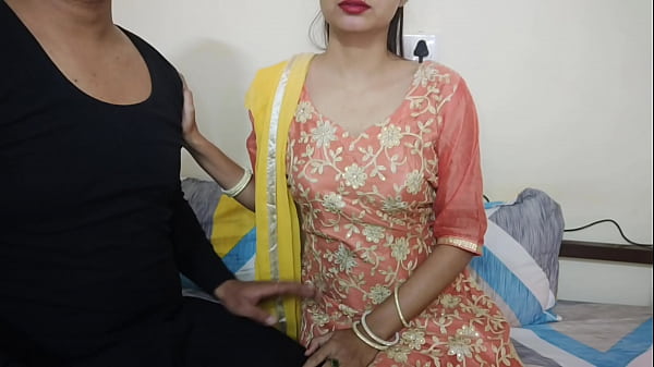 भाई का बड़ा लंड चोदते हुए बहन की चीखों भरी मस्ती