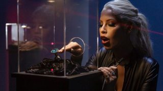 Brazzers – Latex Ketat! Puncak Kenikmatan Latex Yang Menggoda