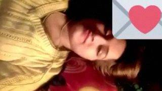 Cewek Desi Bugil Tayang Live Untuk Pacar Lewat Video Call