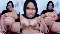 Tante Gemuk Berjilbab Hitam Mengocok Kontol