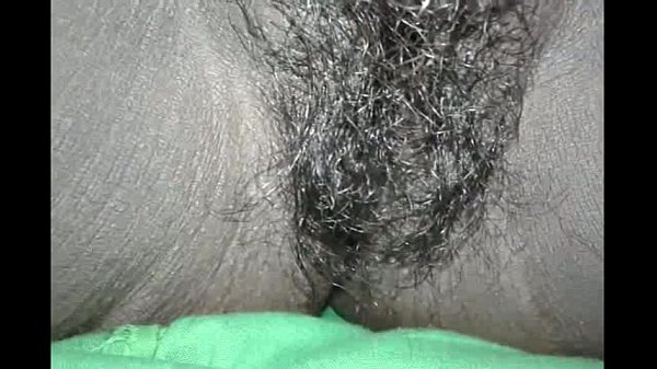 Empat Desi Lesbian Pamer Bulu Kemaluan Mereka Yang Lebat
