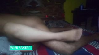 Gadis Desi Yang Menggoda