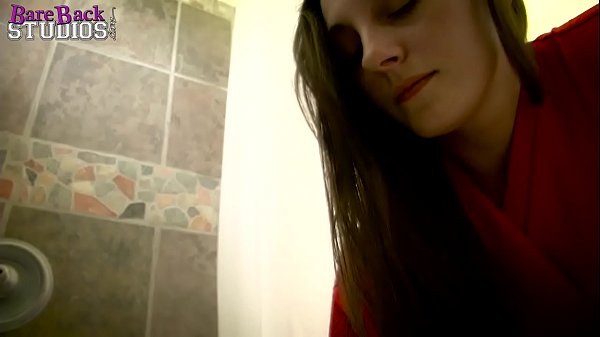 Melanie Hicks, Gundahku Di Ranjang Ibu Tiri Muda