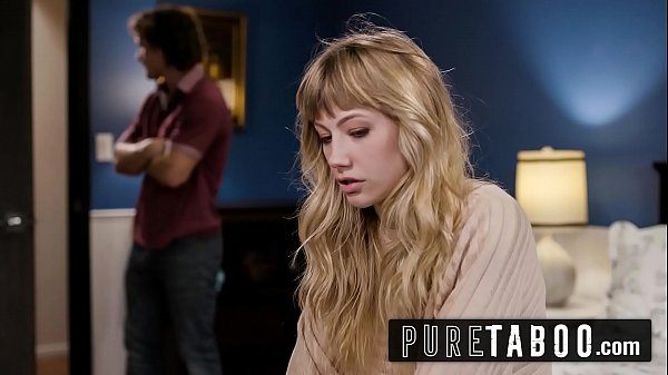 Ivy Wolfe Si Pirang Perawan Digoyang Keperawanannya Oleh Sepupu Tiri