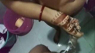 Pasangan Pengantin India Bikin Video Panas Dengan Gaya Bangla Yang Menggoda