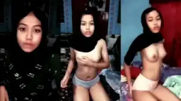 Ukhti Ain Ayuni Menggoda Dengan Jilbabnya Yang Mengguncang