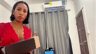 Ibu Tiri Montok Leyne Rodriguez Macet Di Celah, Lalu Digenjot Habis-habisan Sama Anak Tiri Yang Lagi Sange Berat.