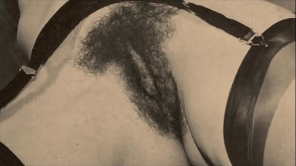 Ibu Perek, Kakak Tiri Nakal Pakai Stoking Ibu, Ngewe Sange Di Kamar.