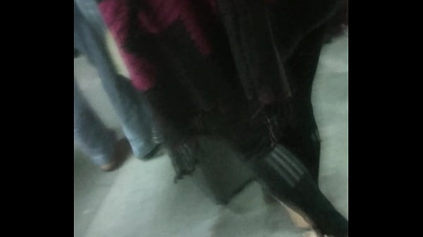 Pantat Desi Yang Ketat Dan Menggoda 2