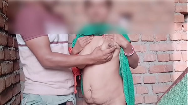 Desi Cantik Manis Digoyang Sampai Meraung