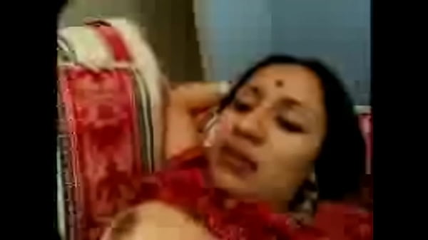 Gadis India Yang Menggoda