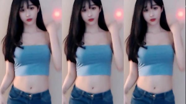 Cewek China Goyang Sampe Luntur Warna Baju, Bikin Gregetan.