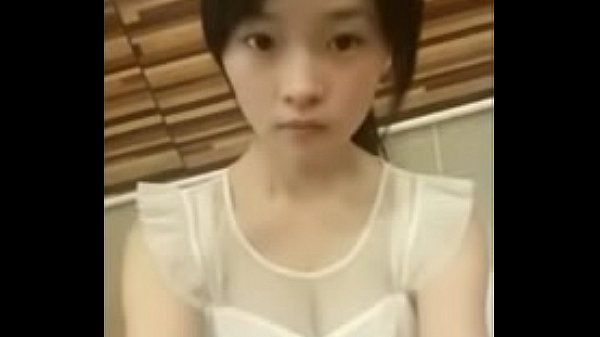 Remaja Tionghoa Menggoda Menari Di Webcam