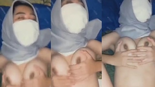 Hijab Putih Tipis Yang Bikin Lihat Langsung Pengen Robek Sendiri.
