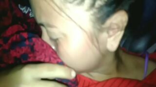 Video Bokep Bangladesh, Kakak Ngewe Adek Sendiri Di Kamar Mandi, Crot Di Dalem.