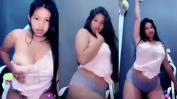 Vira Toge Goyang Sange Bikin Crot.
