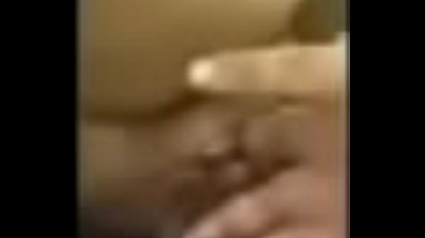 Desi Seksi Lagi Ngegas, Bikin Makin Panas