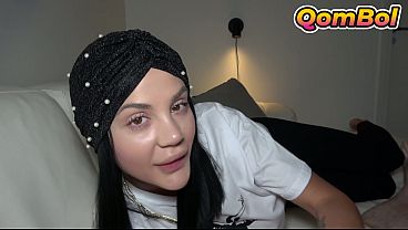 Ngewein Elnaz, Hijab Stepsis Turki Yang Bikin Mampus