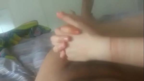 Ngencingin Kontol Desi Sambil Nahan Napsu