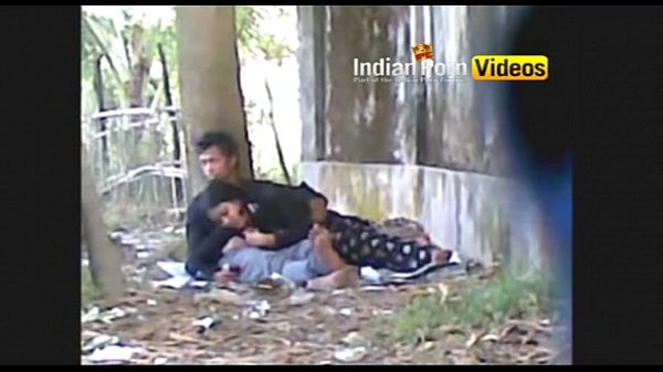Ngentot Di Luar Sama Cewek Desi Sama Pacar – Video Bokep India
